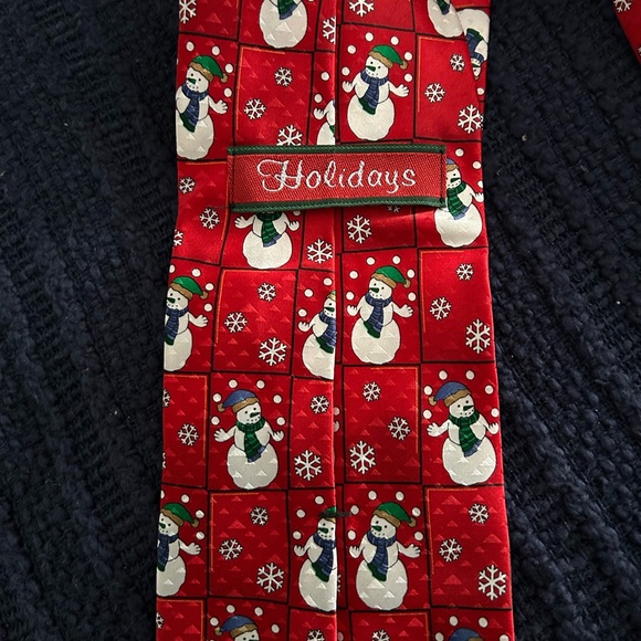 Men’s Snowman Holiday Tie - Picture 4 of 4